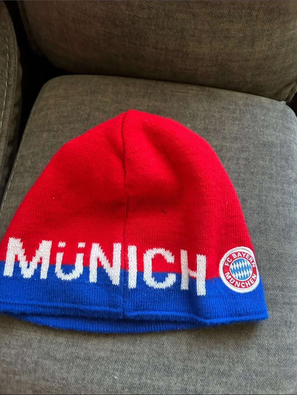 Red & Blue Kids Bayern Munich Beanie Hat